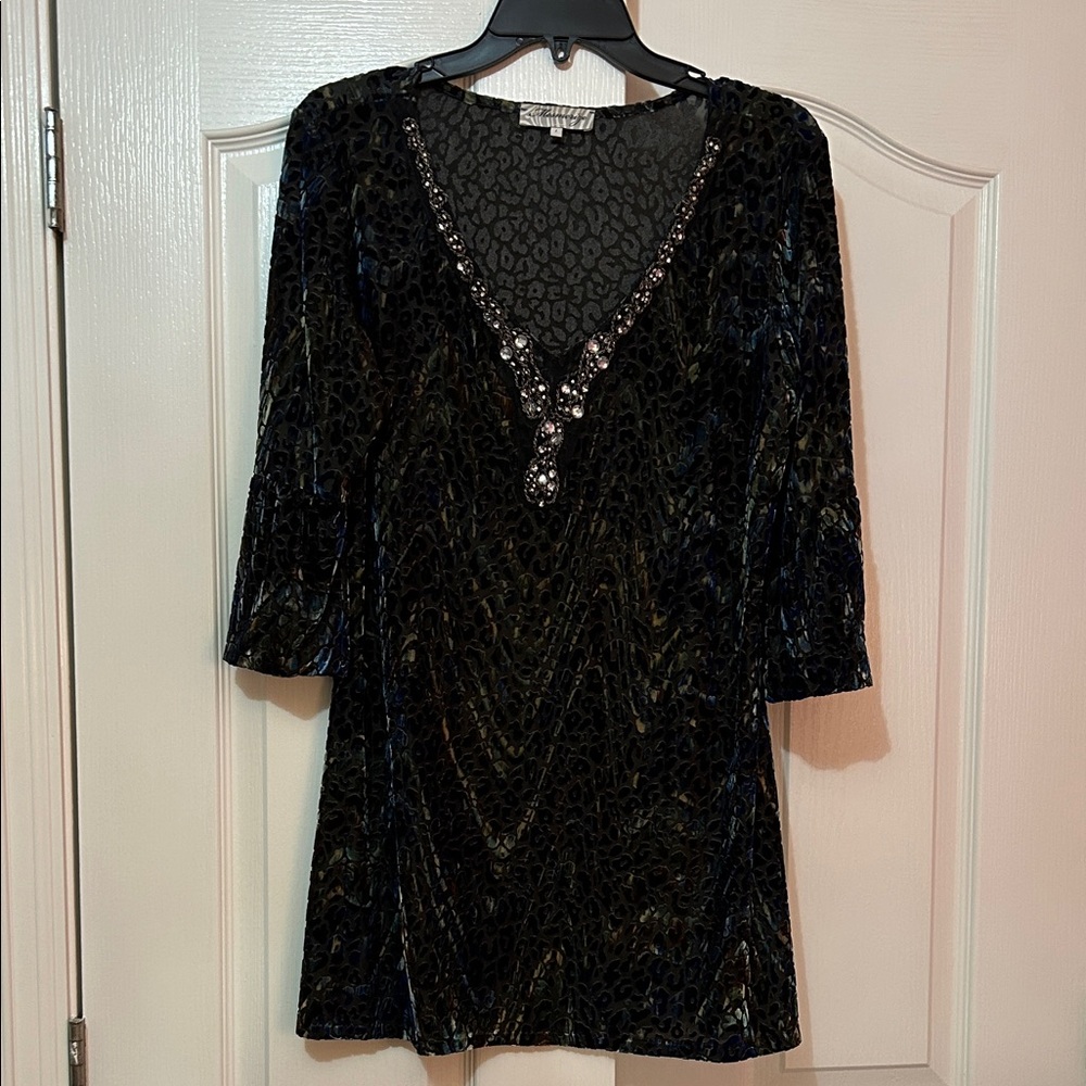 Large Mesmerize velvet feel blouse